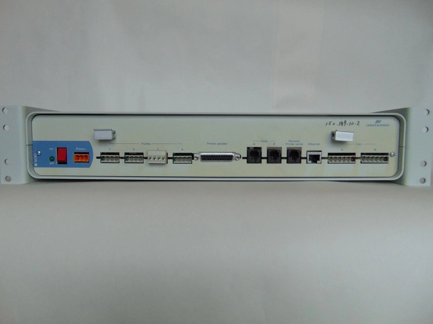 Landis & Staefa NCRS network unit